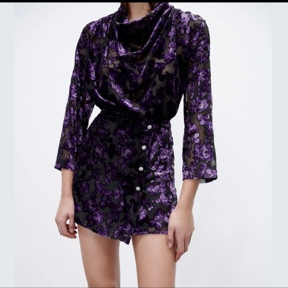 Zara Dresses & Skirts - 𝅺ZARA Purple Velvet Jewel Buttoned Mini Dress Size M